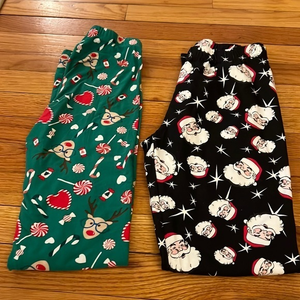 Christmas‎ Legging Bundle Size Small 🎄🎅🏻Used
